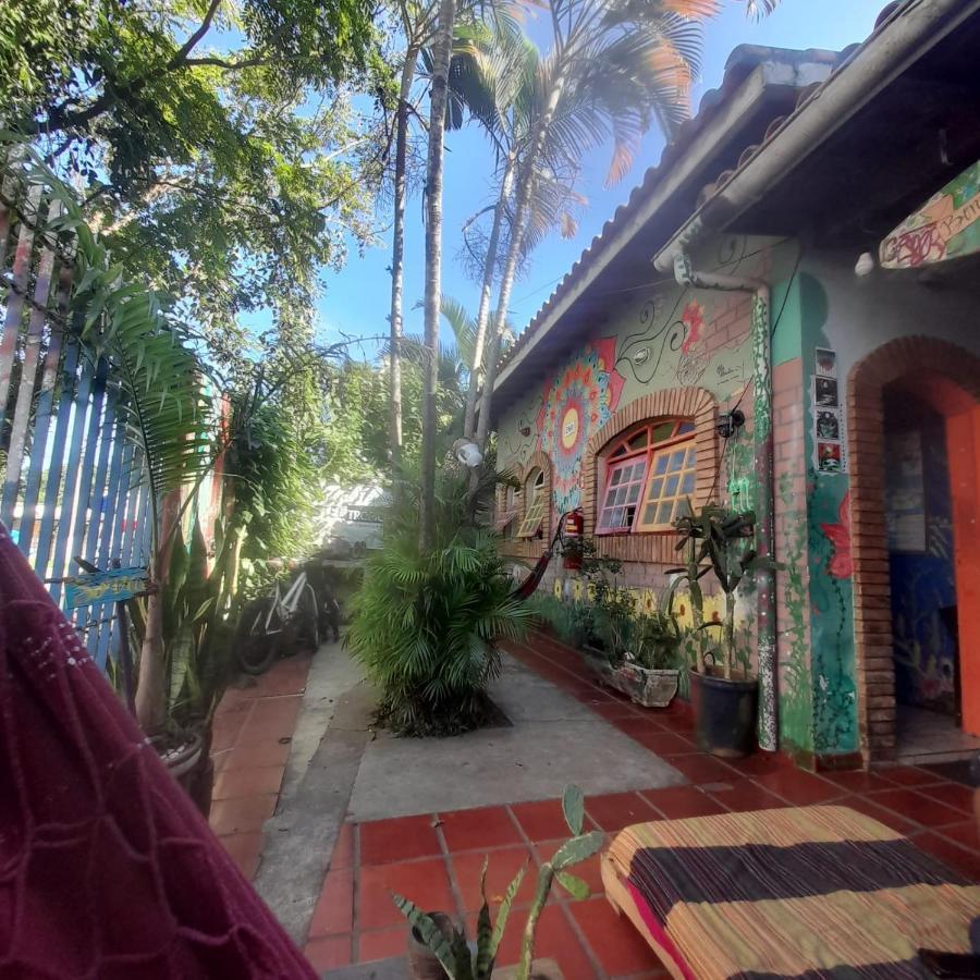 Hostel Tropico De Capricornio - Itagua Ubatuba Exteriör bild