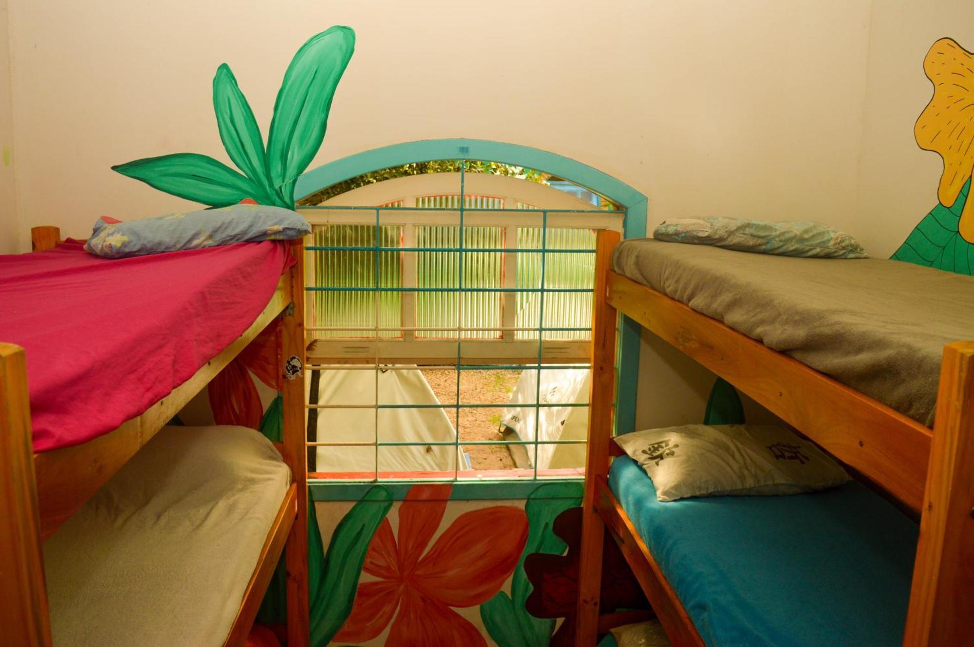 Hostel Tropico De Capricornio - Itagua Ubatuba Rum bild