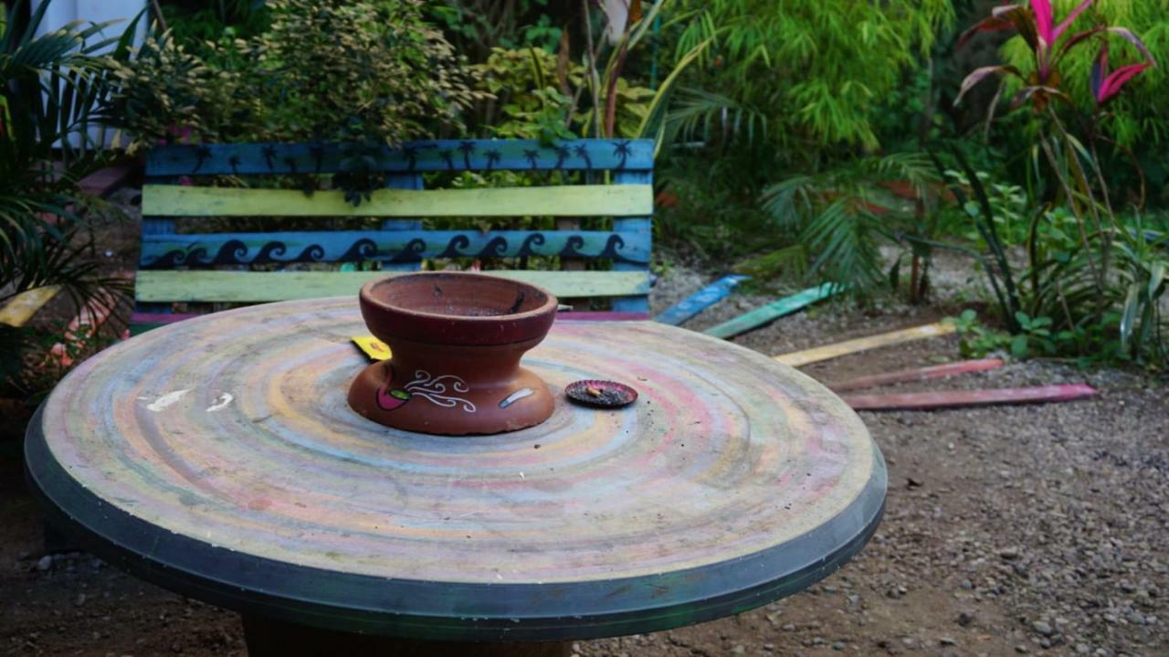 Hostel Tropico De Capricornio - Itagua Ubatuba Exteriör bild